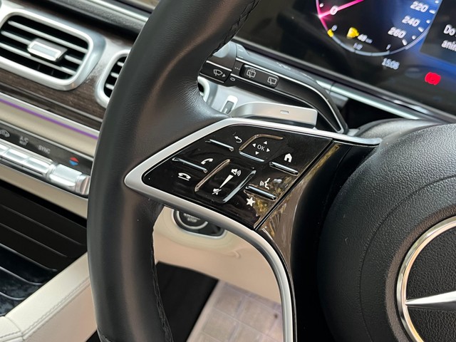 Second-hand 2025 Mercedes-Benz GLE 300d 4Matic AMG Line for sale in Noida-13