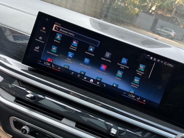 Second-hand 2024 BMW X7 xDrive40i M Sport Signature for sale in Noida-6