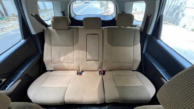 Second-hand 2018 Mahindra XUV500 W7 AT BSIV for sale in New Delhi-9