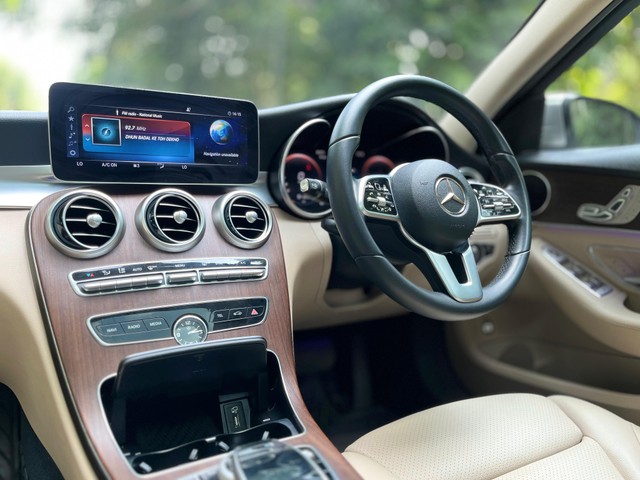 Second-hand 2019 Mercedes-Benz C-Class Progressive C 200 for sale in New Delhi-14