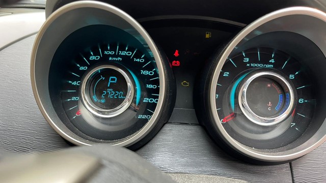 Second-hand 2018 Mahindra XUV500 W7 AT BSIV for sale in New Delhi-15