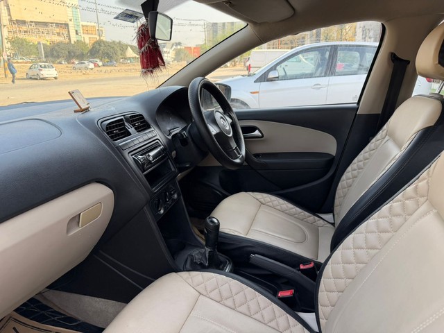 Second-hand 2012 Volkswagen Polo Petrol Trendline 1.2L for sale in New Delhi-6