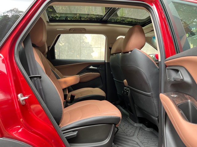 Second-hand 2024 MG Hector Plus Sharp Pro CVT 2023-2025 for sale in New Delhi-13