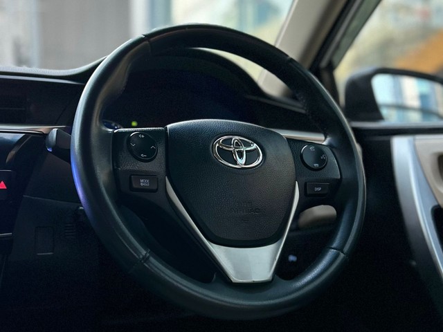 Second-hand 2015 Toyota Corolla Altis GL MT for sale in Noida-11