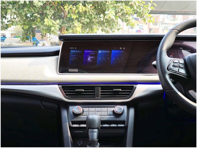 Second-hand 2018 Jaguar XF 2.0 Petrol Portfolio for sale in New Delhi-11