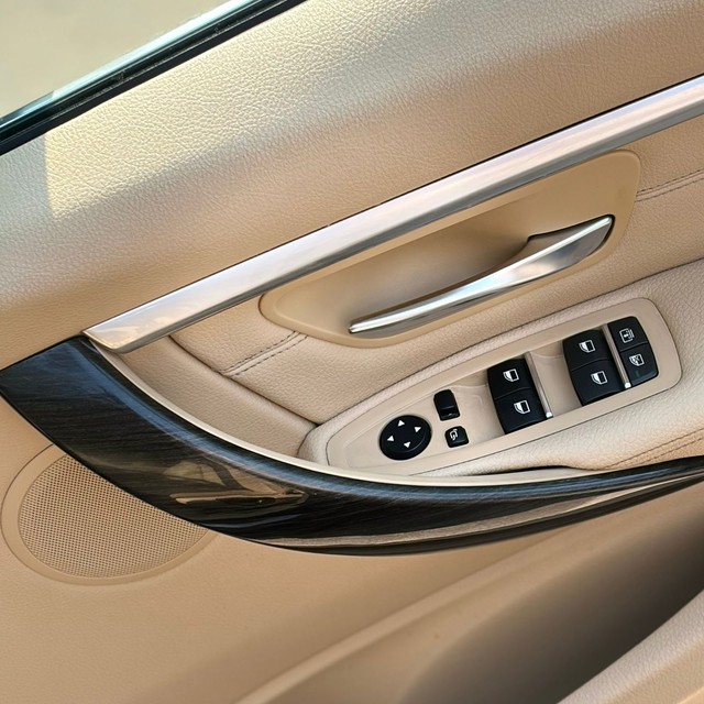 Second-hand 2017 BMW 3 Series 320d for sale in Noida-14