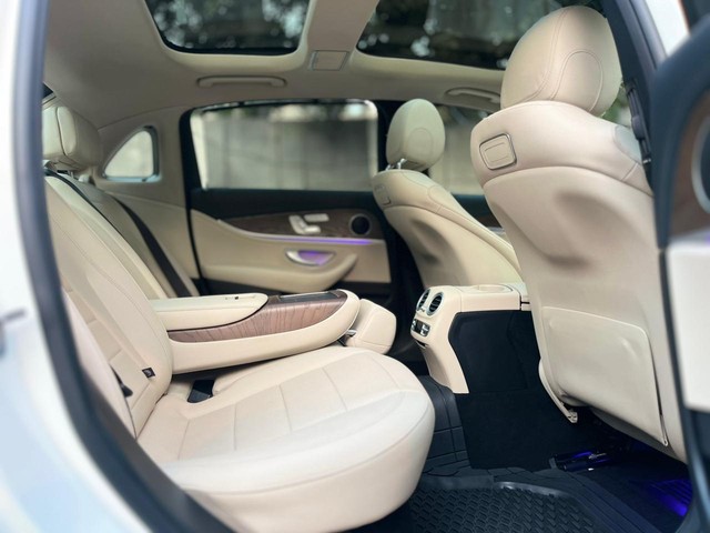 Second-hand 2018 Mercedes-Benz E-Class Expression E 220 d BSIV for sale in New Delhi-15