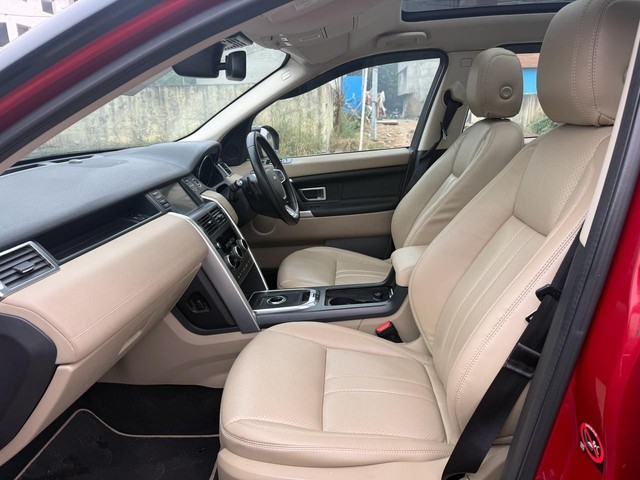 Second-hand 2018 Land Rover Discovery HSE 2.0 SD4 for sale in New Delhi-12