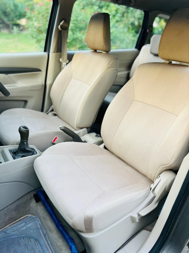 Second-hand 2022 Maruti Ertiga VXI CNG for sale in New Delhi-4