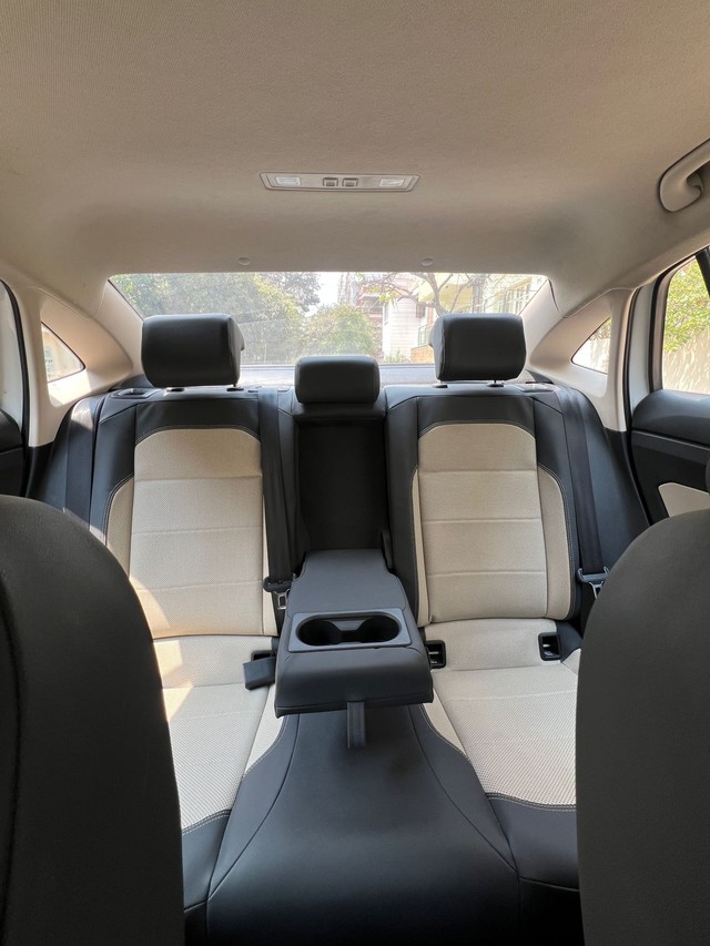 Second-hand 2022 Skoda Slavia 1.5 TSI Style AT BSVI for sale in Bangalore-5