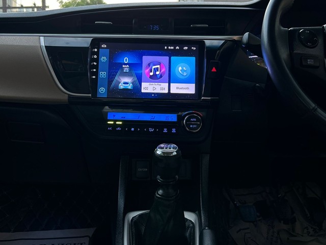 Second-hand 2015 Toyota Corolla Altis GL MT for sale in Noida-12