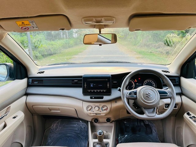 Second-hand 2022 Maruti Ertiga VXI CNG for sale in New Delhi-5