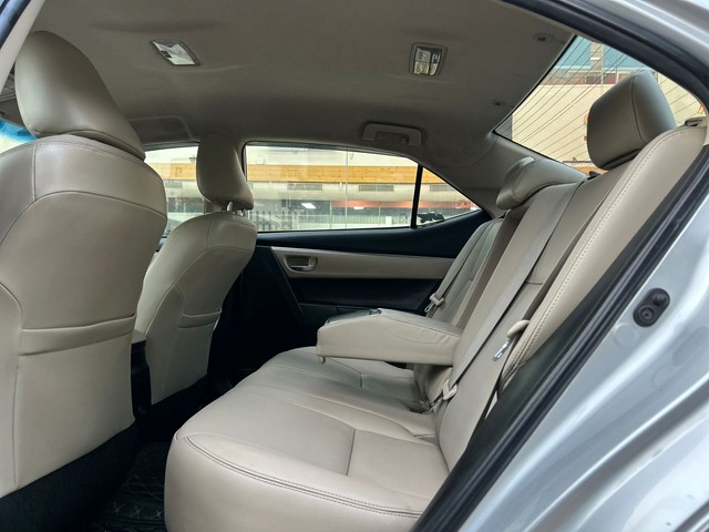 Second-hand 2015 Toyota Corolla Altis GL MT for sale in Noida-8