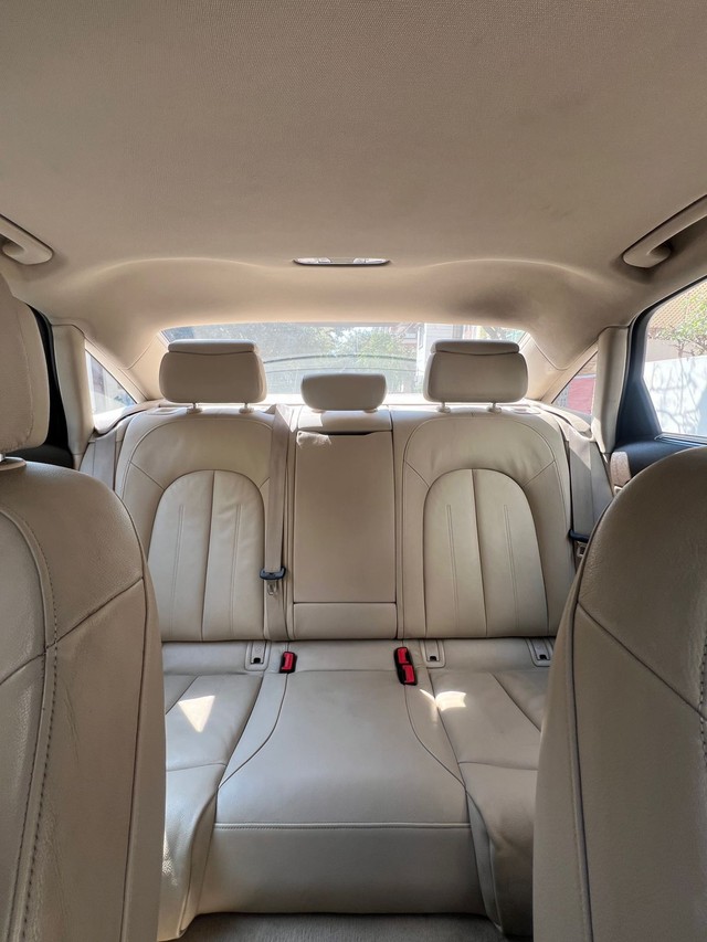 Second-hand 2016 Audi A6 35 TDI for sale in Bangalore-5