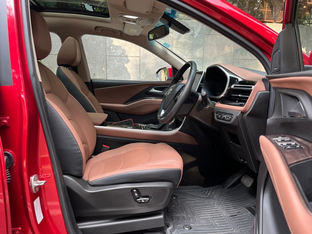 Second-hand 2024 MG Hector Plus Sharp Pro CVT 2023-2025 for sale in New Delhi-17
