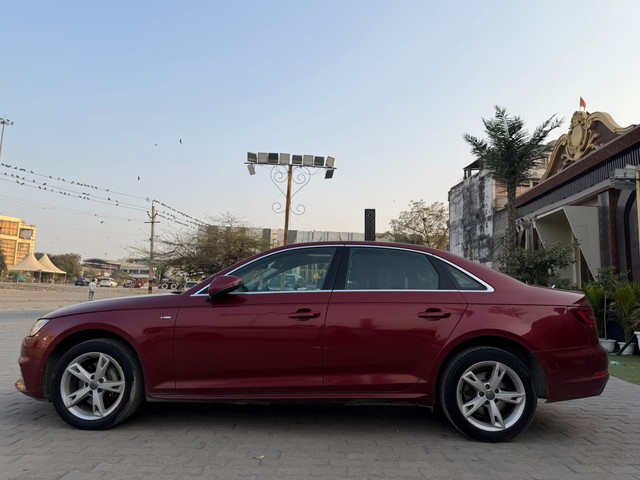 Second-hand 2018 Audi A4 35 TDI Technology for sale in New Delhi-3