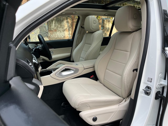 Second-hand 2025 Mercedes-Benz GLE 300d 4Matic AMG Line for sale in Noida-19