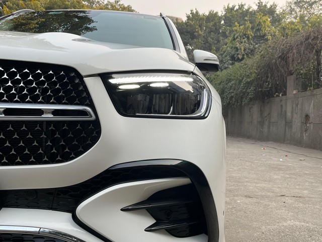Second-hand 2025 Mercedes-Benz GLE 300d 4Matic AMG Line for sale in Noida-8