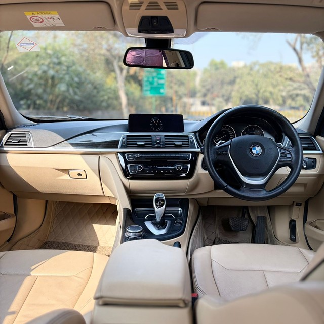 Second-hand 2017 BMW 3 Series 320d for sale in Noida-9