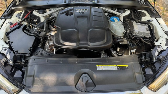 Second-hand 2018 Audi A4 35 TDI Premium Plus for sale in New Delhi-5