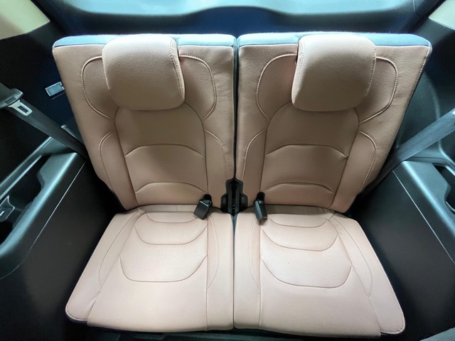 Second-hand 2024 MG Hector Plus Sharp Pro CVT 2023-2025 for sale in New Delhi-12