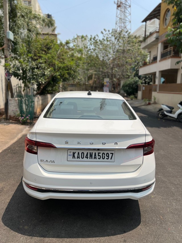 Second-hand 2022 Skoda Slavia 1.5 TSI Style AT BSVI for sale in Bangalore-8