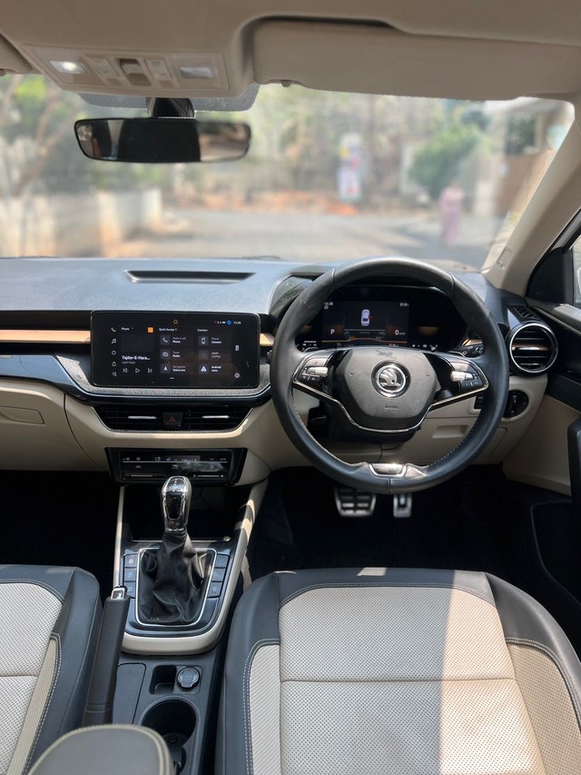 Second-hand 2022 Skoda Slavia 1.5 TSI Style AT BSVI for sale in Bangalore-6