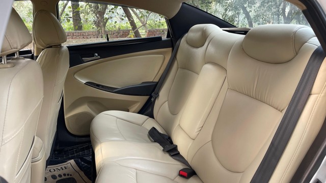 Second-hand 2017 Hyundai Verna 1.6 SX VTVT for sale in New Delhi-8