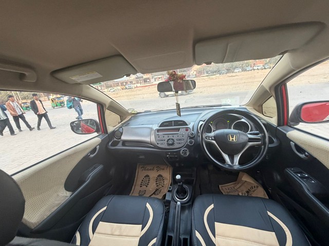Second-hand 2012 Honda Jazz S for sale in New Delhi-5