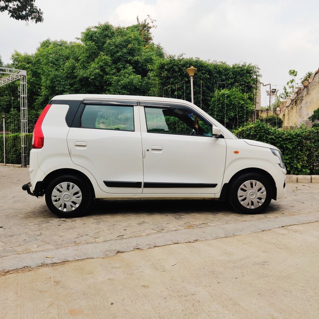 Second-hand 2020 Maruti Suzuki Wagon R VXI Opt for sale in Gurgaon-1