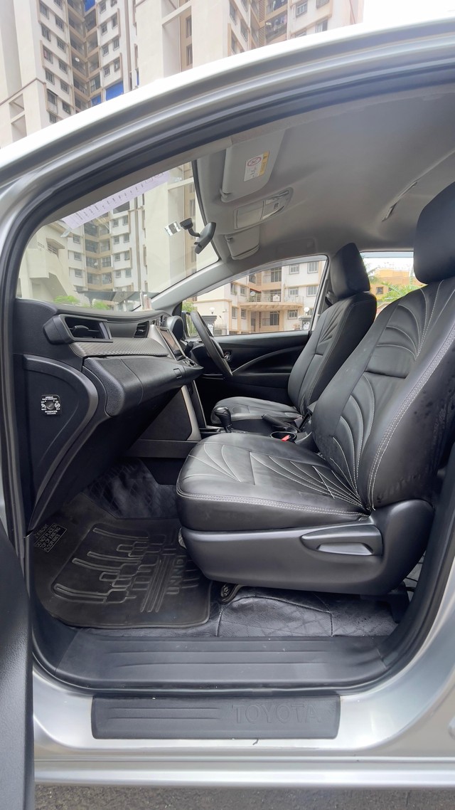 Second-hand 2016 Toyota Innova 2.5 G (Diesel) 7 Seater BS IV for sale in Mumbai-13