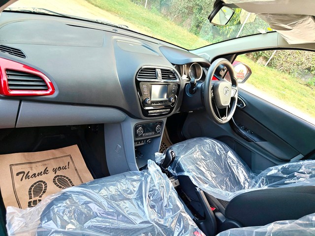 Second-hand 2017 Tata Tigor 1.2 Revotron XZ for sale in Gurgaon-11