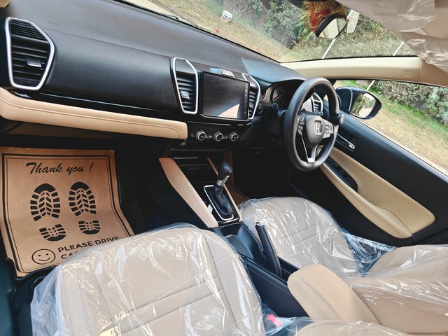 Honda City V Apex Edition CVT Second-hand 2025 Honda City V Apex Edition CVT for sale in Gurgaon-15