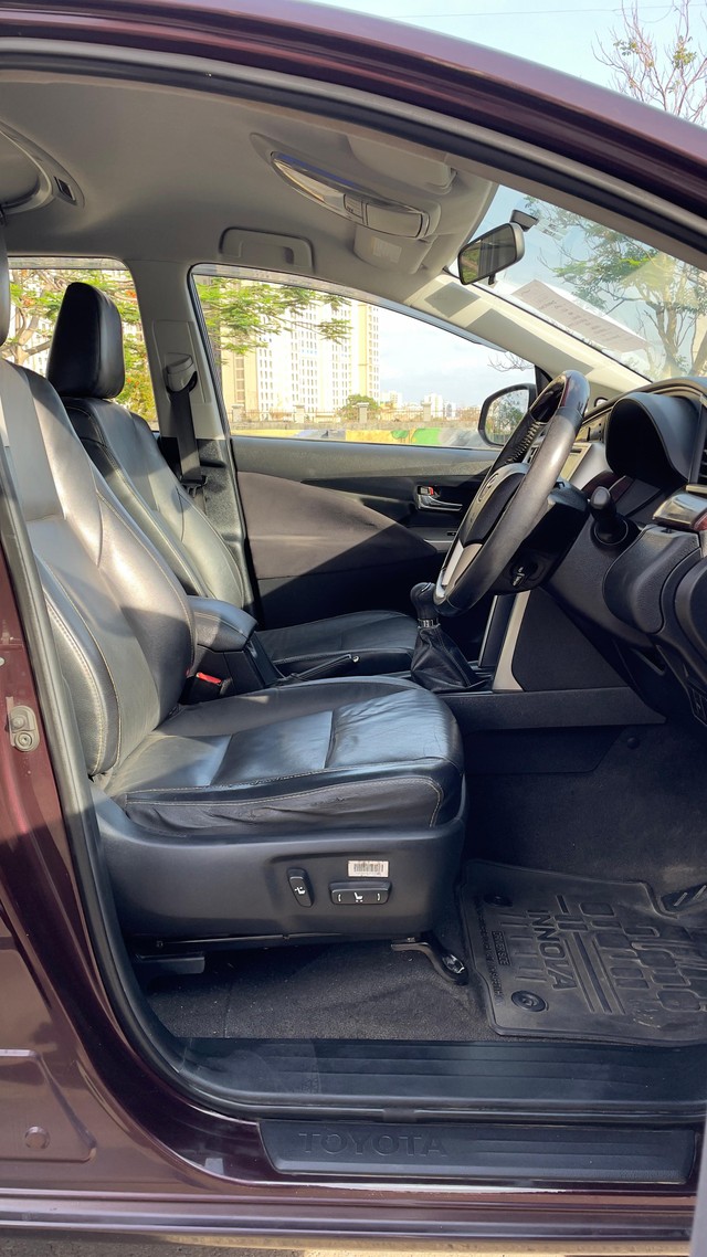 Second-hand 2016 Toyota Innova 2.5 G (Diesel) 7 Seater BS IV for sale in Mumbai-9