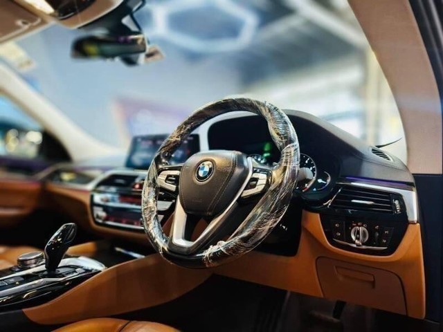 Second-hand 2019 BMW 6 Series GT 630i Luxury Line 2018-2021 for sale in Mumbai-4