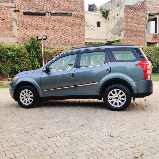 Second-hand 2018 Mahindra XUV500 W10 1.99 mHawk for sale in Gurgaon-4
