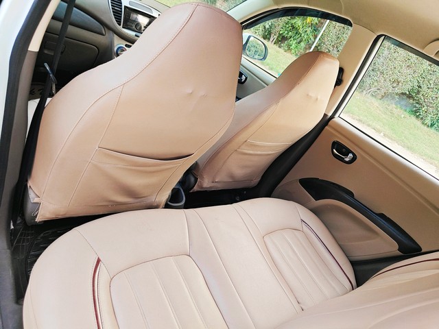 Second-hand 2012 Hyundai i10 Magna for sale in Gurgaon-9