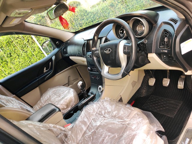 Second-hand 2018 Mahindra XUV500 W10 1.99 mHawk for sale in Gurgaon-12