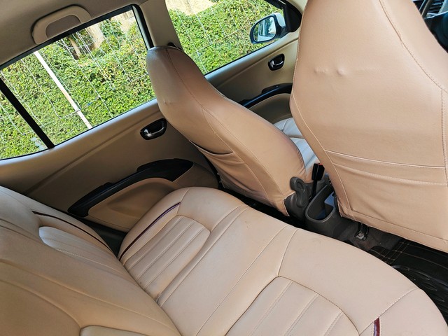 Second-hand 2012 Hyundai i10 Magna for sale in Gurgaon-11