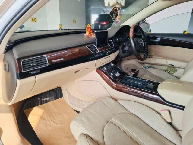 Audi A8 L 3.0 TDI quattro Second-hand 2012 Audi A8 L 3.0 TDI quattro for sale in Nashik-3