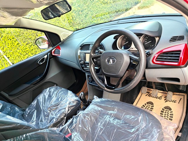 Second-hand 2017 Tata Tigor 1.2 Revotron XZ for sale in Gurgaon-7