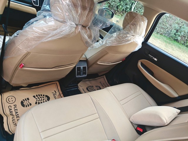 Second-hand 2025 Honda City V Apex Edition CVT for sale in Gurgaon-14