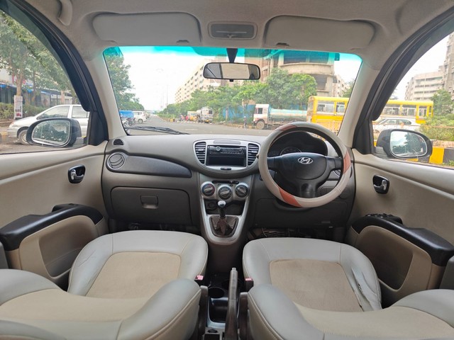 Second-hand 2011 Hyundai i10 Magna for sale in Mumbai-7