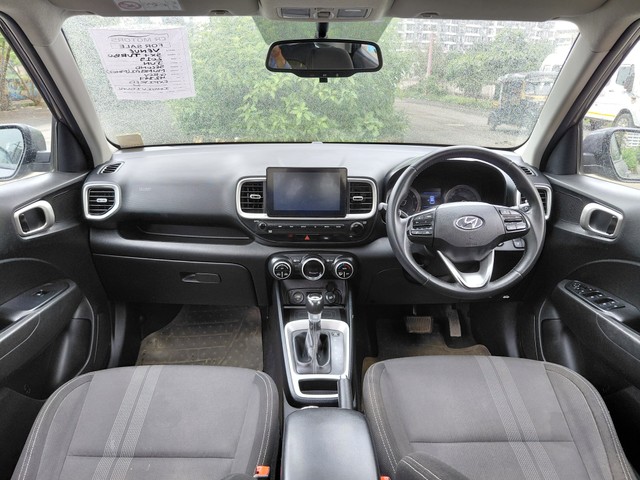 Second-hand 2019 Hyundai Venue SX Plus Turbo DCT BSIV for sale in Mumbai-5