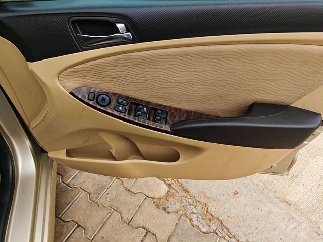 Second-hand 2013 Hyundai Verna 1.6 SX VTVT for sale in Gurgaon-7