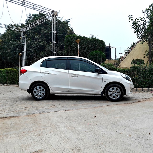 Honda Amaze S i-Vtech Second-hand 2014 Honda Amaze S i-Vtech for sale in Gurgaon-1