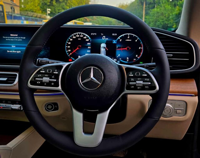 Second-hand 2021 Mercedes-Benz GLE 300d BSVI for sale in New Delhi-4