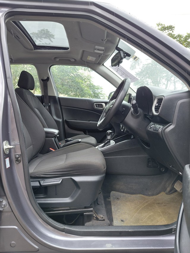 Second-hand 2019 Hyundai Venue SX Plus Turbo DCT BSIV for sale in Mumbai-11
