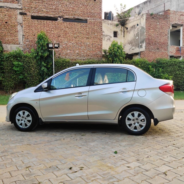 Second-hand 2014 Honda Amaze S i-Vtech for sale in Gurgaon-4