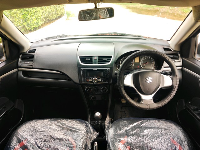 Second-hand 2013 Maruti Suzuki Swift VXI for sale in Gurgaon-14